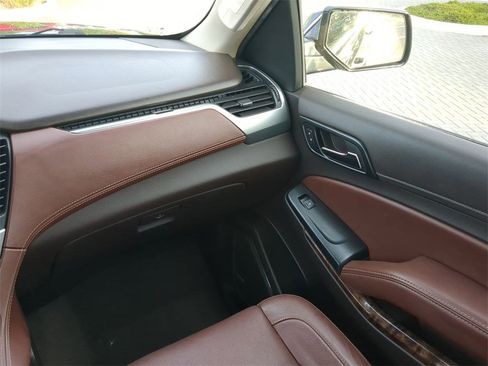 Used 2018 Chevrolet Tahoe Premier image 18