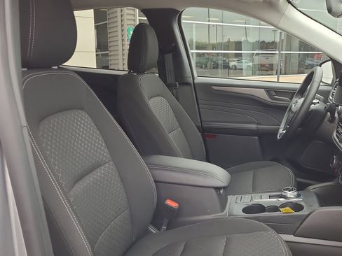 Certified 2024 Ford Escape Active w/ Cold Weather Package image 19