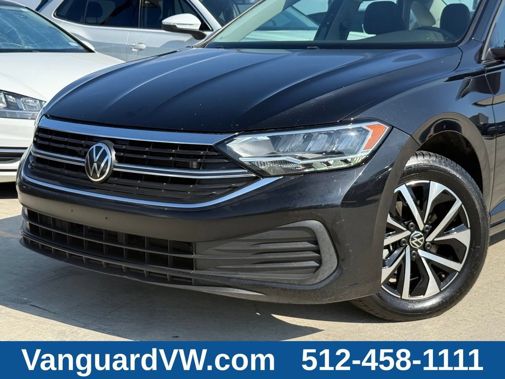 Used 2024 Volkswagen Jetta S FWD image 2