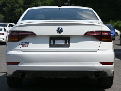 Used 2019 Volkswagen Jetta GLI Autobahn FWD image 4