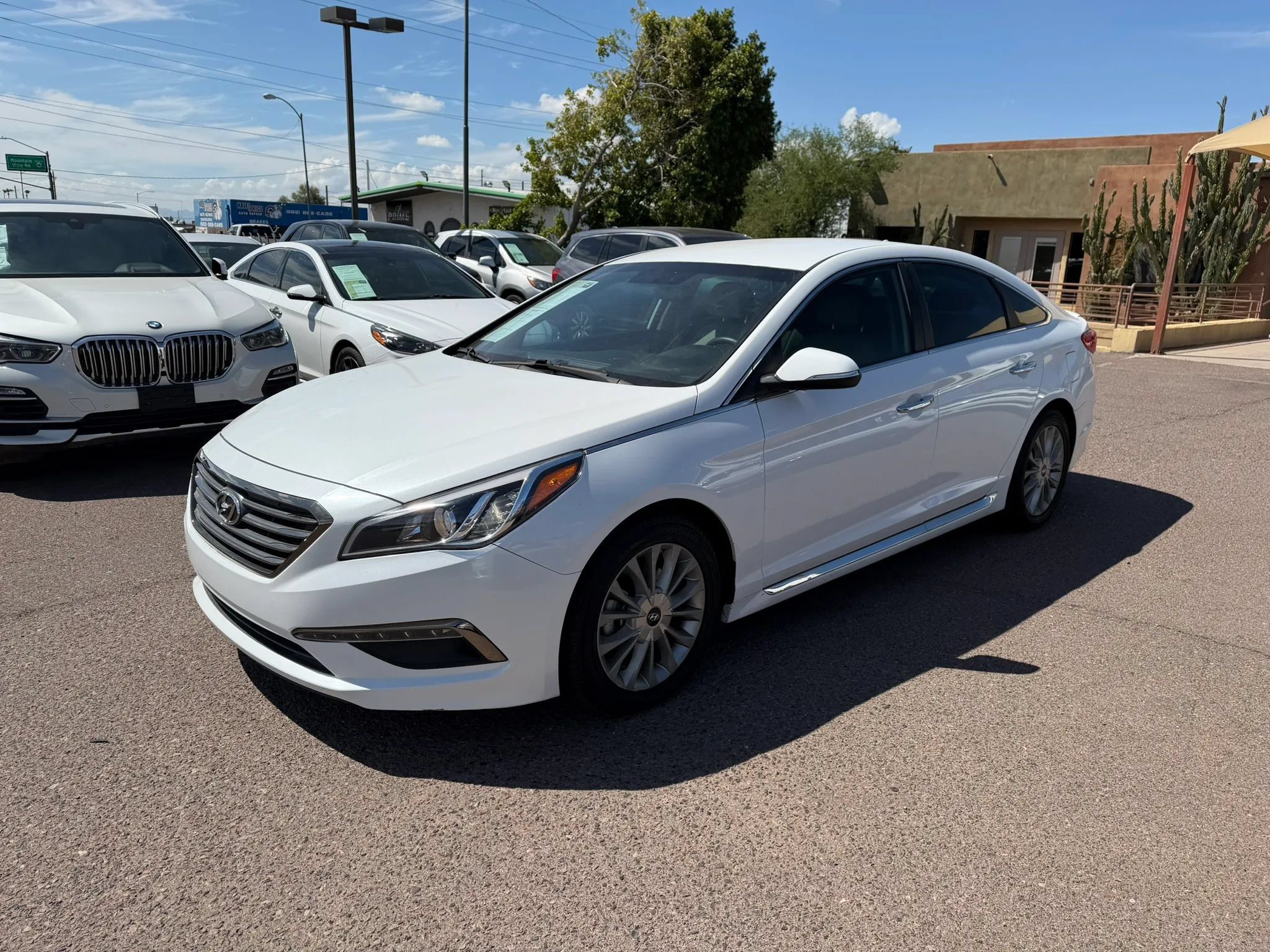 Used 2015 Hyundai Sonata Limited FWD image 1