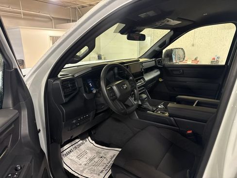 Certified 2026 Toyota Tundra SR AWD/4WD image 10
