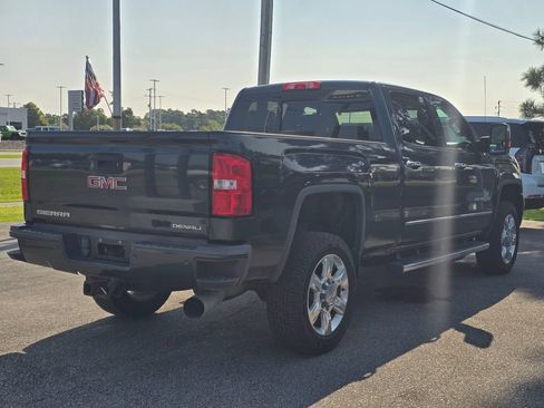 Certified 2017 GMC Sierra 2500 Denali w/ Duramax Plus Package AWD/4WD image 3