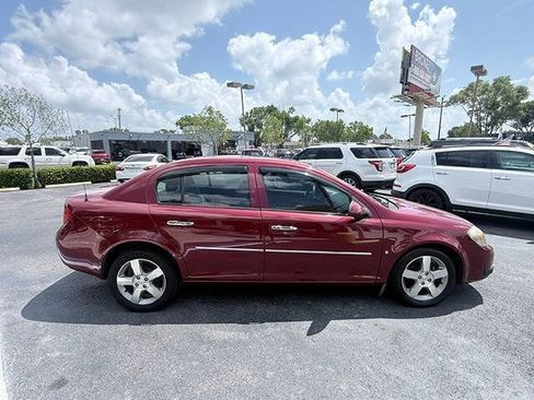 Used 2009 Chevrolet Cobalt LT w/ Sun and Wheel Package FWD image 3