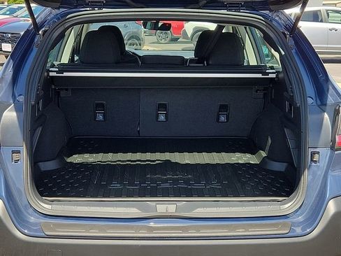 Used 2025 Subaru Outback image 10