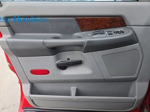 Used 2009 Dodge Ram 2500 Truck Laramie image 17