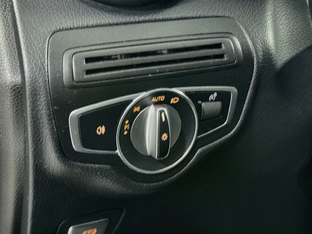 Certified 2020 Mercedes-Benz GLC 300 4MATIC image 10