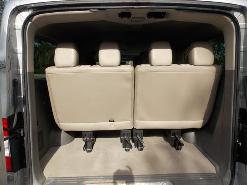 Used 2020 Nissan NV 3500 SL RWD image 14