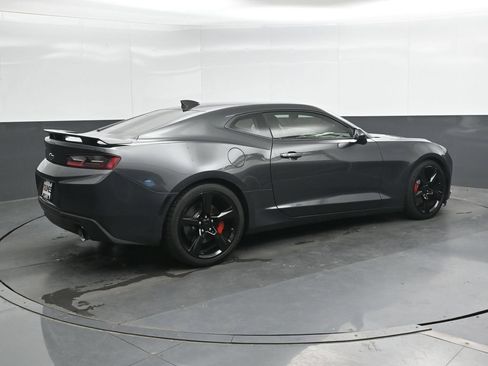 Used 2017 Chevrolet Camaro SS RWD image 2