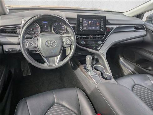 Used 2024 Toyota Camry SE image 15