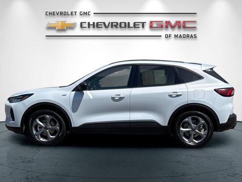 Used 2025 Ford Escape ST-Line FWD image 6