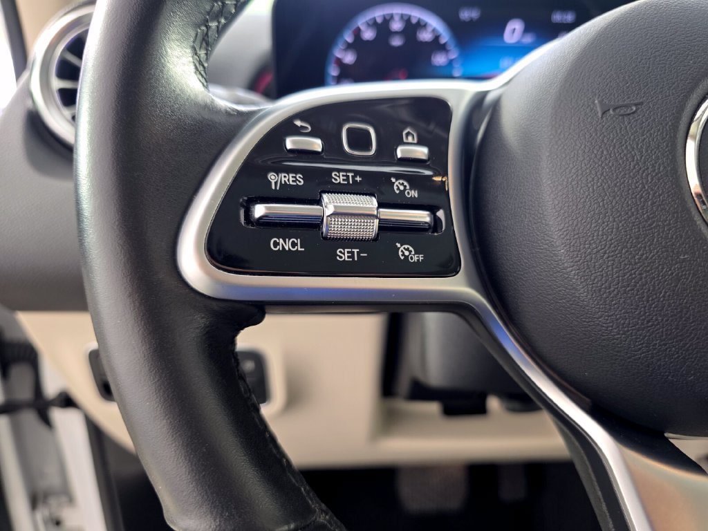 Certified 2023 Mercedes-Benz GLB 250 image 19