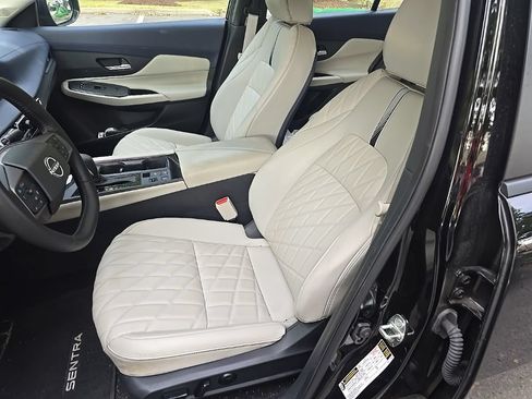 Certified 2026 Nissan Sentra SL w/ Floor Mat Package FWD image 14