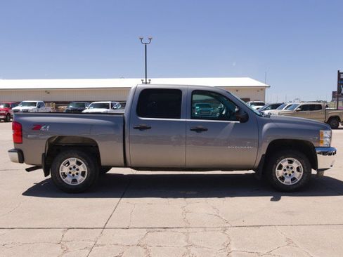 Used 2013 Chevrolet Silverado 1500 LT w/ All-Star Edition AWD/4WD image 6