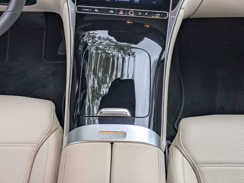 Used 2024 Mercedes-Benz GLC 300 4MATIC image 20