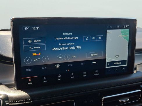 Used 2021 Lincoln Nautilus AWD w/ Equipment Group 101A image 15