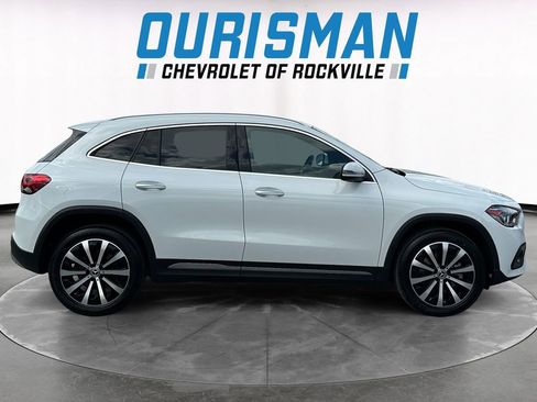 Used 2022 Mercedes-Benz GLA 250 4MATIC w/ Premium Package Lite image 7