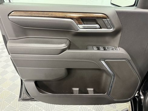 Used 2023 GMC Sierra 1500 Elevation w/ X31 Off-Road Package image 11