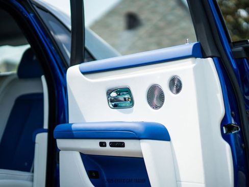 Used 2023 Rolls-Royce Ghost w/ Ghost Package image 41