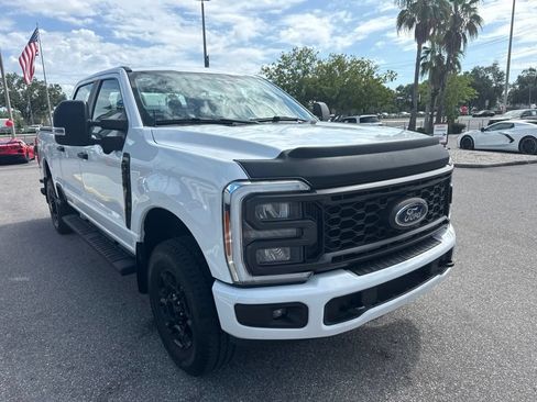 Used 2023 Ford F250 XL w/ STX Appearance Package AWD/4WD image 3