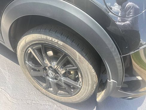 Used 2024 Nissan Kicks SR FWD image 7