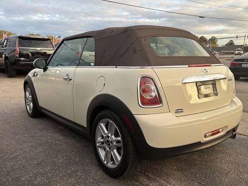 Used 2013 MINI Cooper Convertible image 6