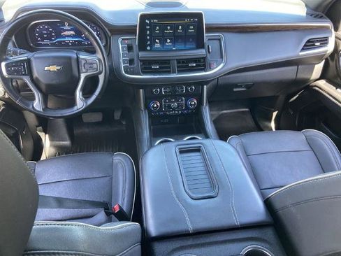 Used 2023 Chevrolet Suburban Premier AWD/4WD image 15
