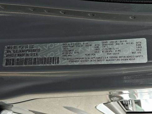 Used 2023 Jeep Wrangler Unlimited AWD/4WD image 22