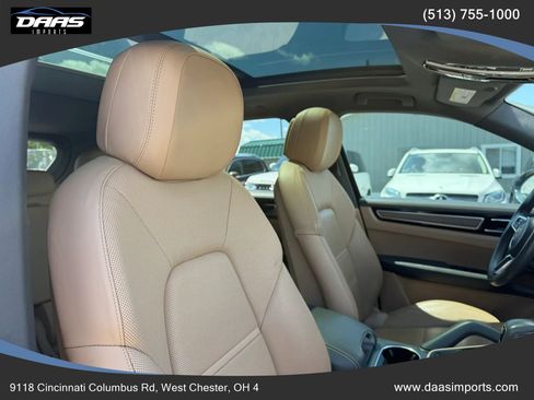 Used 2019 Porsche Cayenne S AWD/4WD image 51