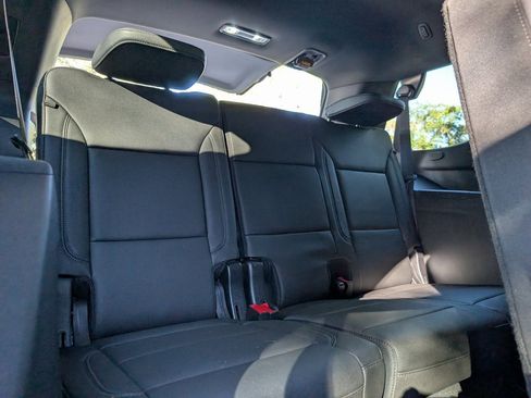 Used 2024 Chevrolet Tahoe Z71 w/ Luxury Package image 24