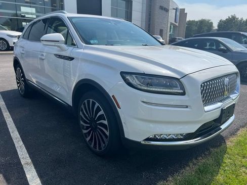 Used 2023 Lincoln Nautilus Black Label AWD/4WD image 3