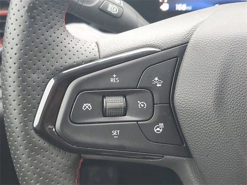 Certified 2025 Chevrolet Trax RS w/ Driver Confidence Package image 21