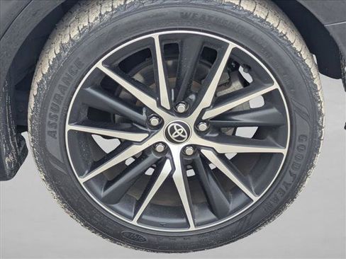 Used 2022 Toyota Camry SE FWD image 15