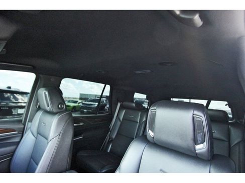 Certified 2024 Cadillac Escalade Luxury image 29