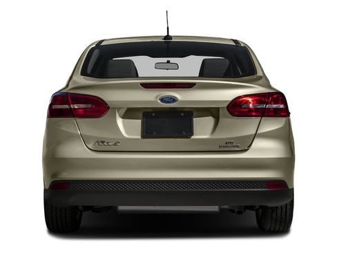 Used 2016 Ford Focus SE FWD image 5