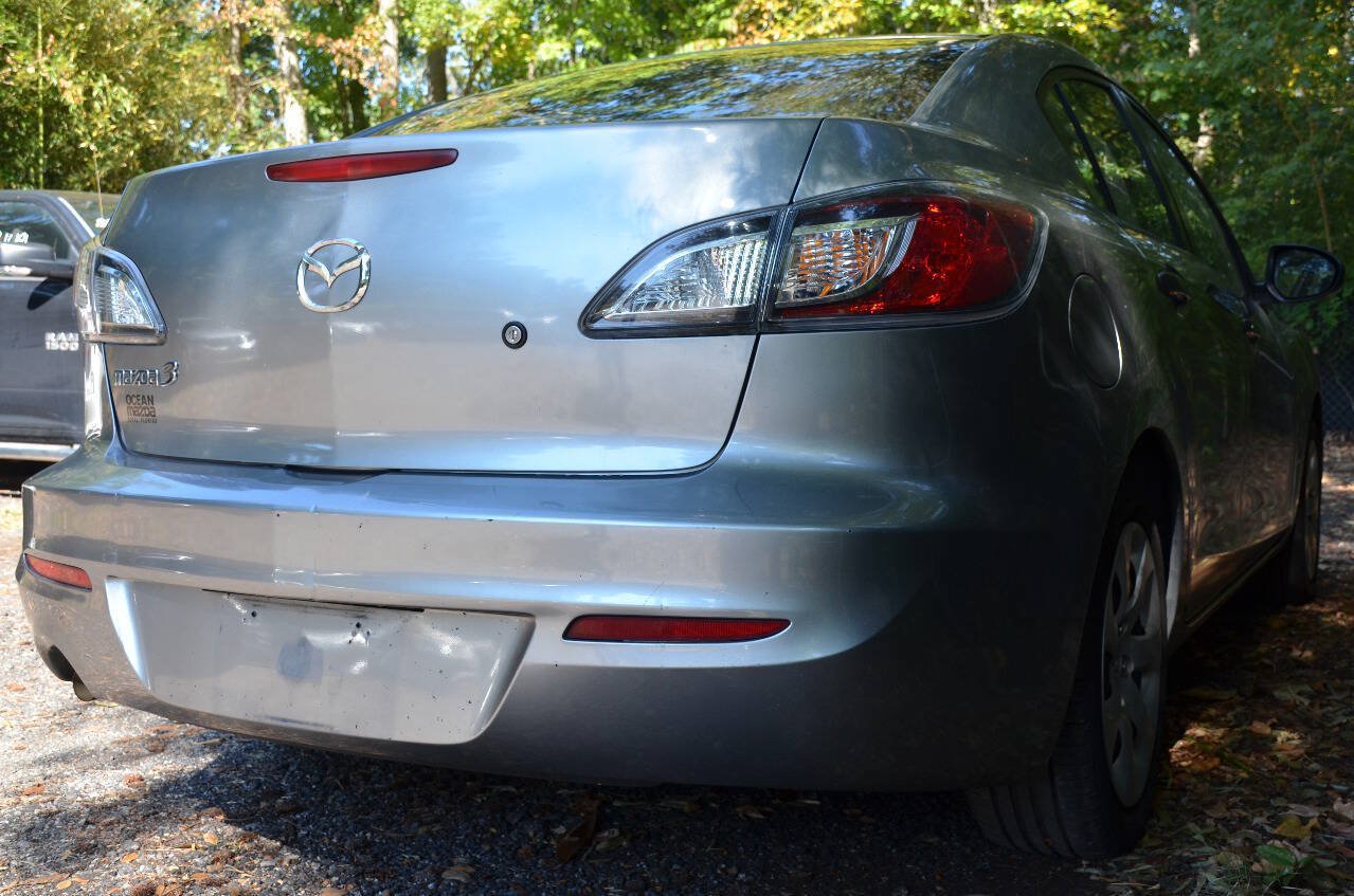 Used 2013 MAZDA MAZDA3 i SV FWD image 6