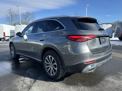 Used 2023 Mercedes-Benz GLC 300 4MATIC image 5