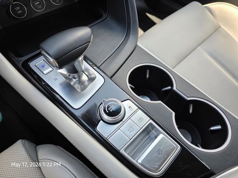 Used 2023 Genesis G70 2.0T RWD image 25