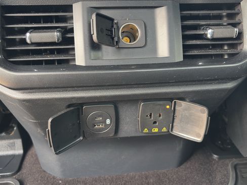 Used 2022 Ford F150 XLT w/ Equipment Group 302A High AWD/4WD image 15