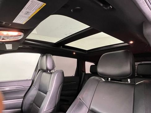 Used 2020 Jeep Grand Cherokee Limited w/ Luxury Group II image 11