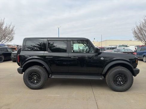 New 2026 Ford Bronco Outer Banks image 3