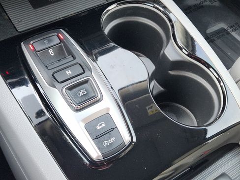 Used 2019 Honda Pilot Elite image 24