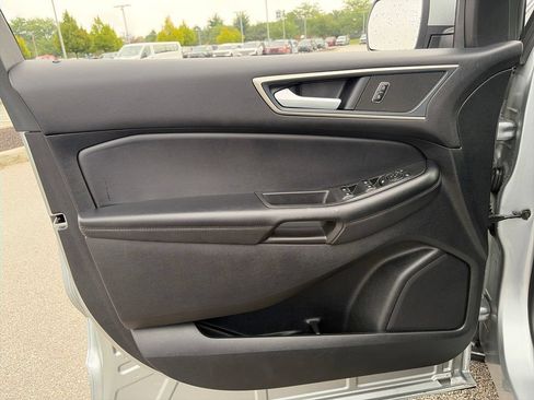 Used 2024 Ford Edge SEL w/ Convenience Package AWD/4WD image 13