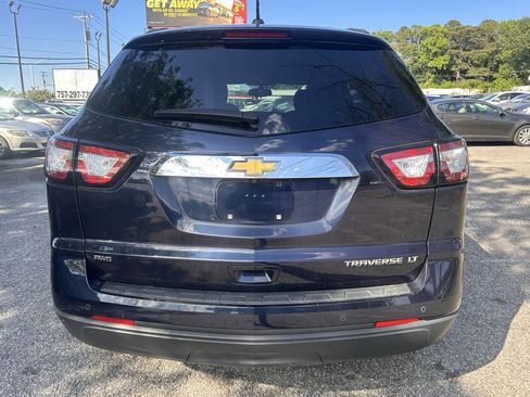 Used 2016 Chevrolet Traverse LT w/ Style and Technology Package AWD/4WD image 10