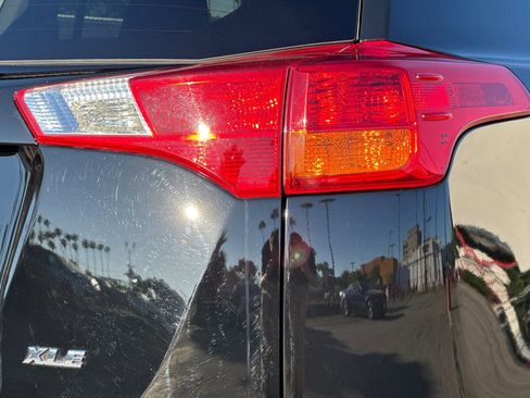 Used 2014 Toyota RAV4 XLE image 26