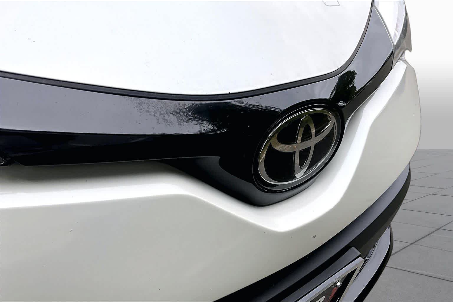 Used 2021 Toyota C-HR Nightshade FWD image 28