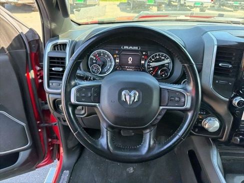 Used 2022 RAM 1500 Laramie AWD/4WD image 2