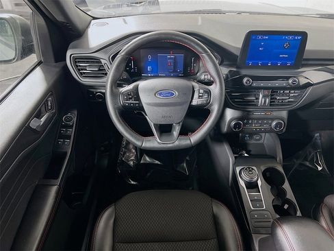 Used 2023 Ford Escape ST-Line image 19