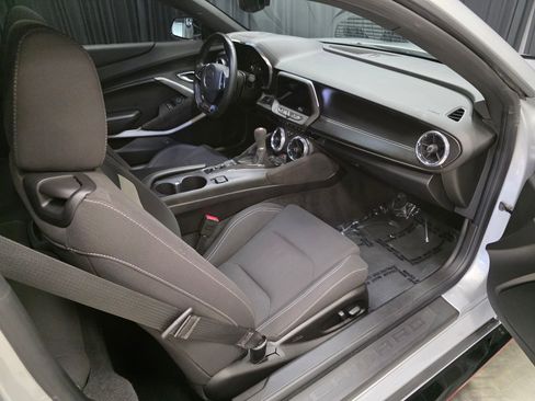 Used 2018 Chevrolet Camaro SS w/ Redline Edition RWD image 31