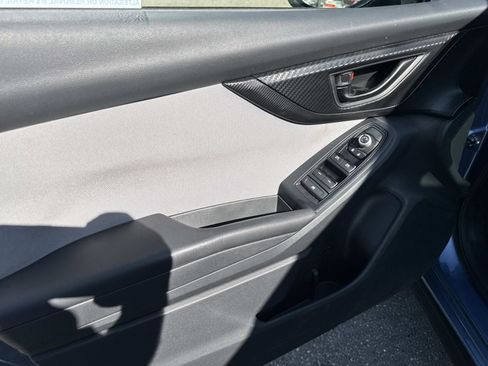 Used 2021 Subaru Crosstrek 2.0i Premium w/ Moonroof Package image 14